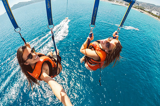 Bateau parachute à Fréjus et Saint-Raphael, Le parachute ascensionnel tiré par un bateau